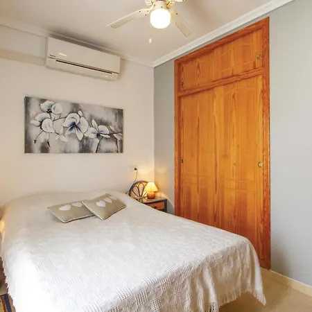 Stunning In Gran Alacant, St, Pola With 2 Bedrooms, Outdoor Swimming Pool And Swimming Pool * Puerto Marino